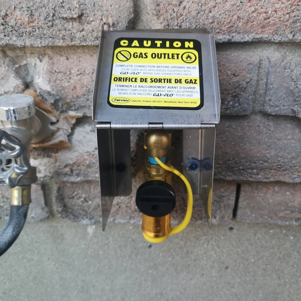 Outdoor air conditioning condenser